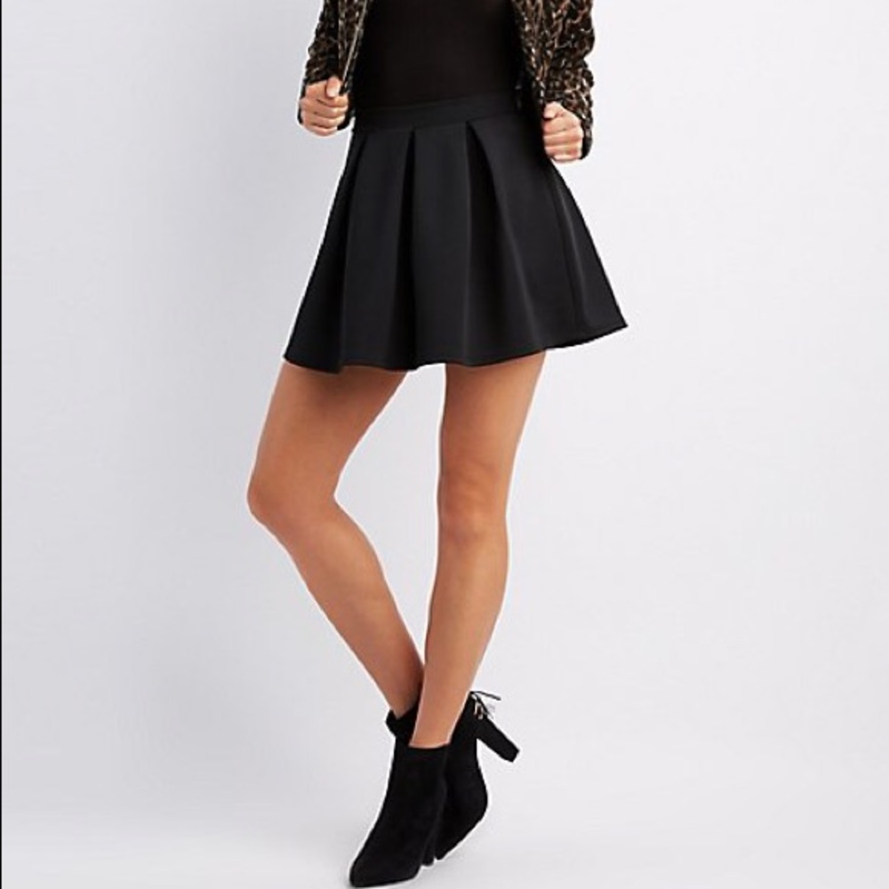 Skater pleated skirt BLACK BRAND NEW NEVER WORN